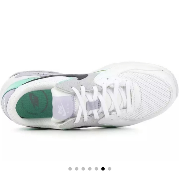 WOMEN'S NIKE AIR MAX EXCEE SNEAKERS - Picture 11 of 16